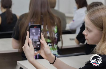 Всероссийского конкурса коротких видеороликов «Школа на МАКСимуме»